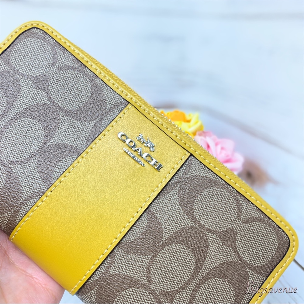 Coach signature zip wallet khaki flax pvc leather - Picture 4 of 6